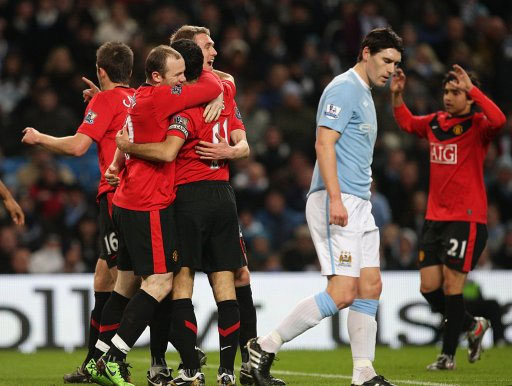 库里发布圣诞庆祝短片，穿的还是UA鞋（库里晒圣诞庆祝视频，脚上仍是UA战靴）