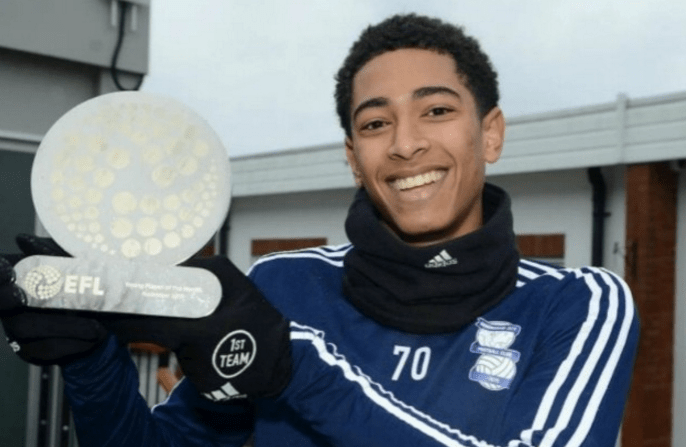 意媒：莫拉塔是科莫本赛季最大的失望，他需尽快恢复心理平衡（意媒：莫拉塔成科莫本季头号失望，亟需重建心态）