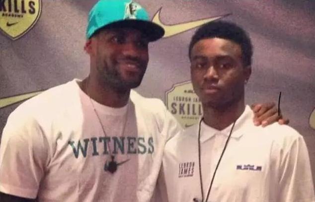 亚美尼亚主帅：惨败令人痛苦，还没准备好踢葡萄牙这类强队（亚美尼亚主帅承认：惨败刺痛，球队尚未准备好对抗葡萄牙等强队）